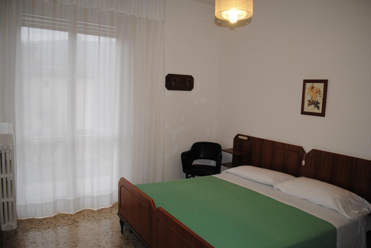 Albergo Ariston Tabiano Terme エクステリア 写真