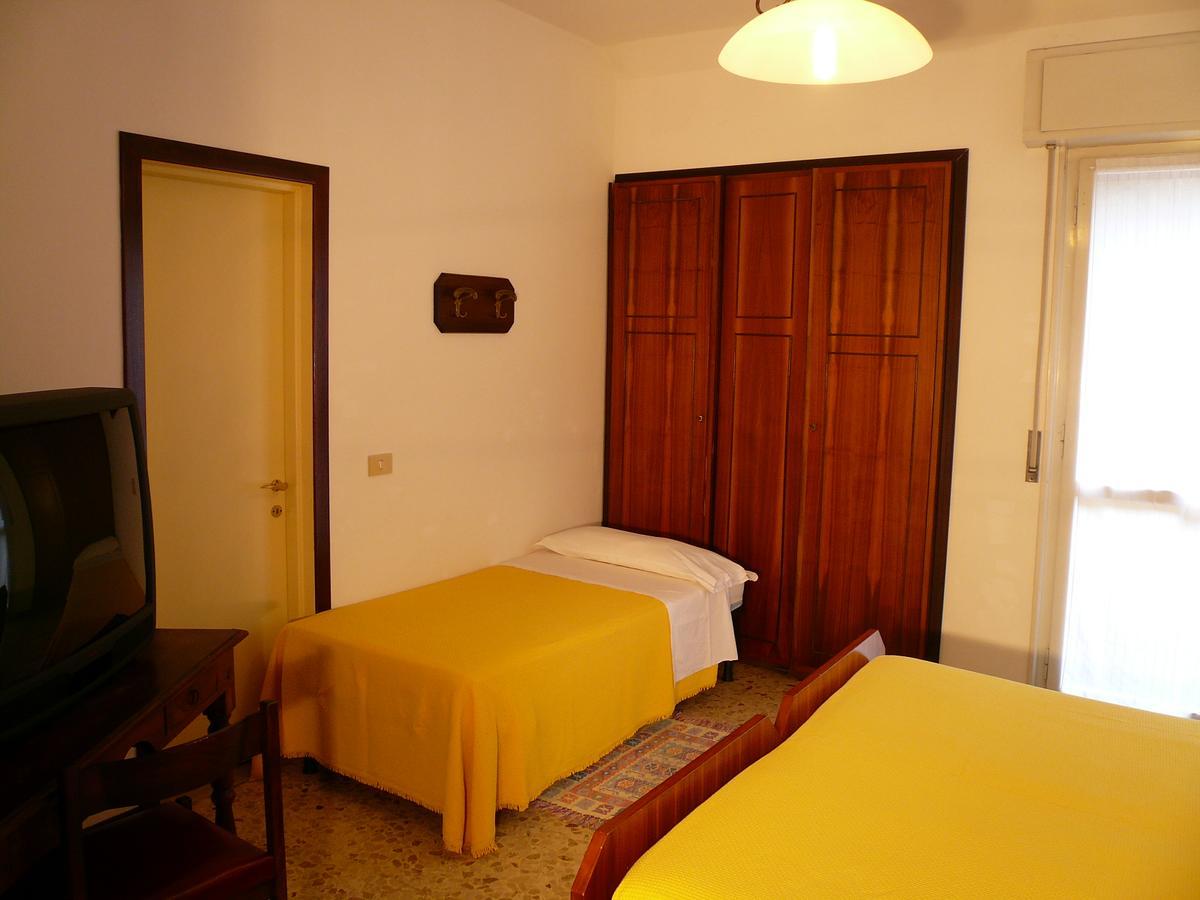 Albergo Ariston Tabiano Terme エクステリア 写真