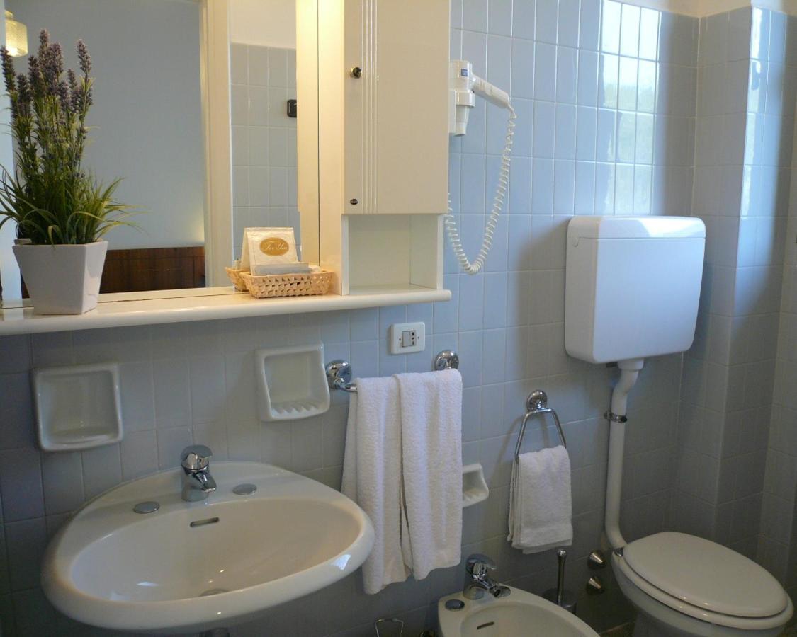 Albergo Ariston Tabiano Terme エクステリア 写真